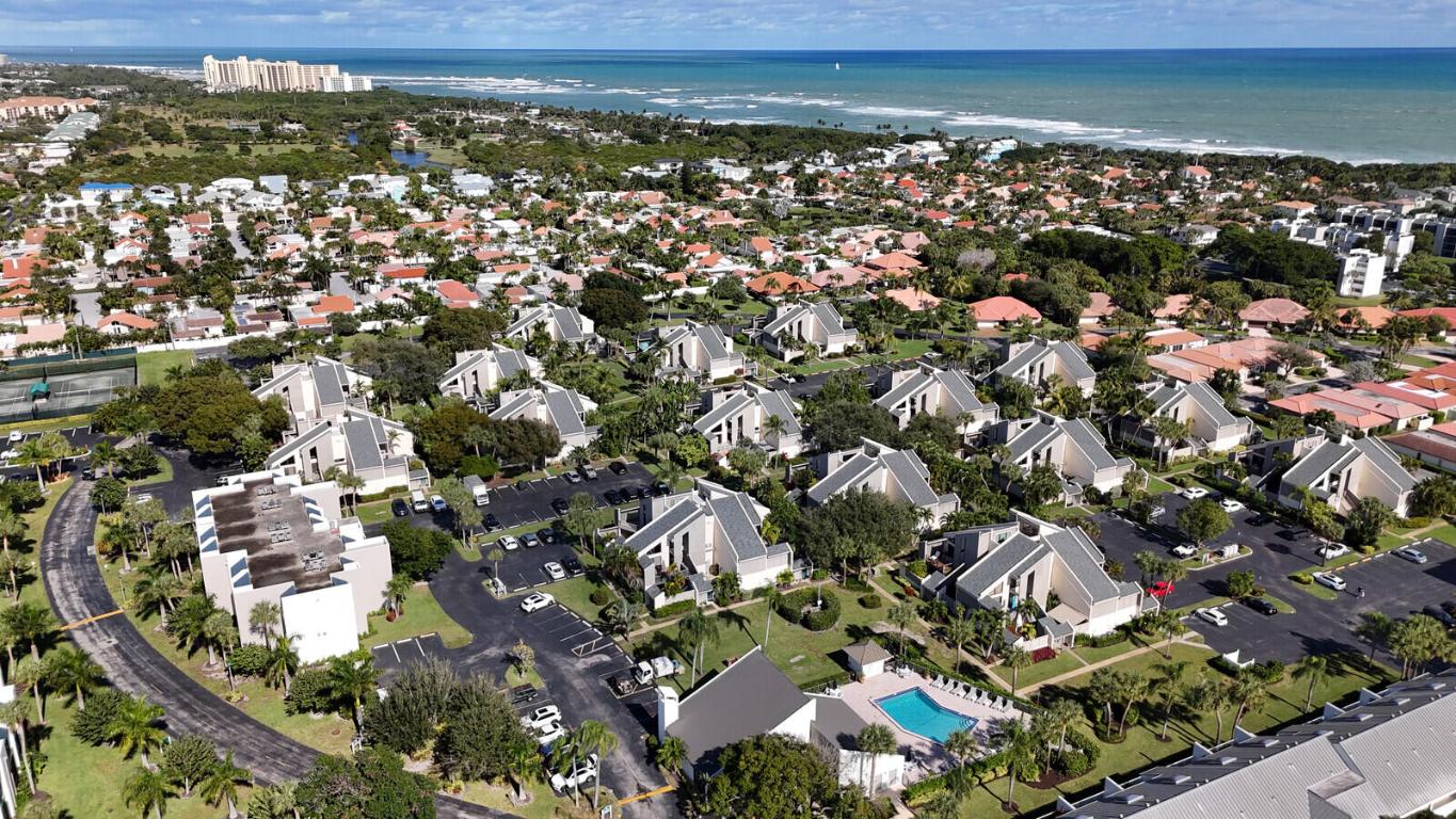 SEA LOFTERS CONDO - Residential