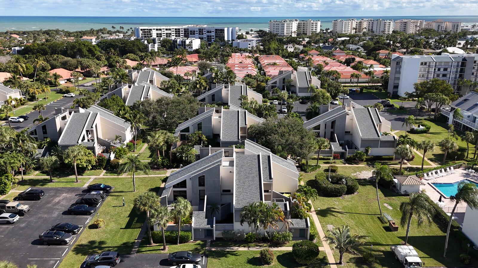 SEA LOFTERS CONDO - Residential