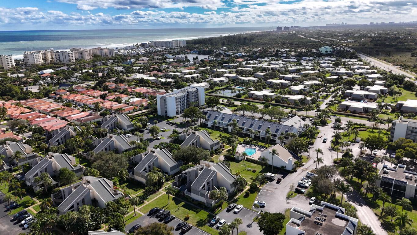 SEA LOFTERS CONDO - Residential