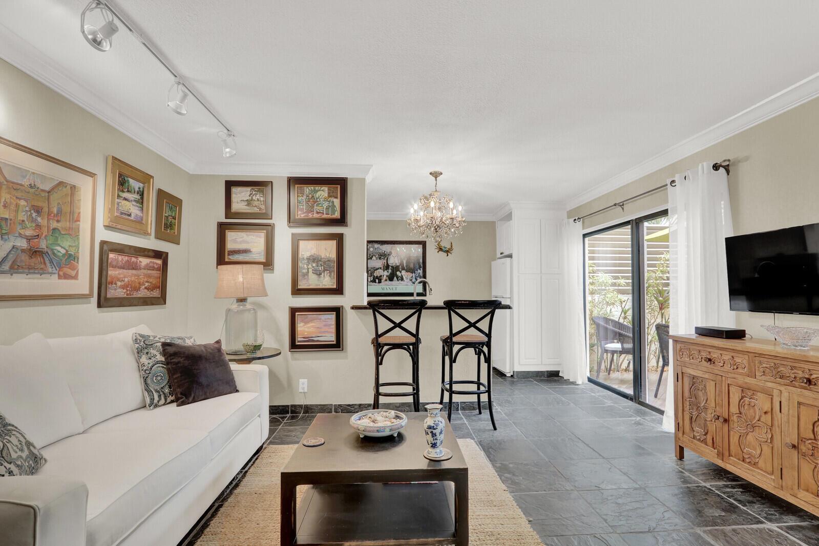 SEA LOFTERS CONDO - Residential