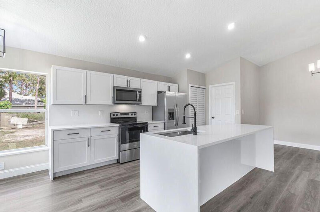 Photo of 17875 93rd Road N, Loxahatchee, FL 33470 (MLS # R11107800)