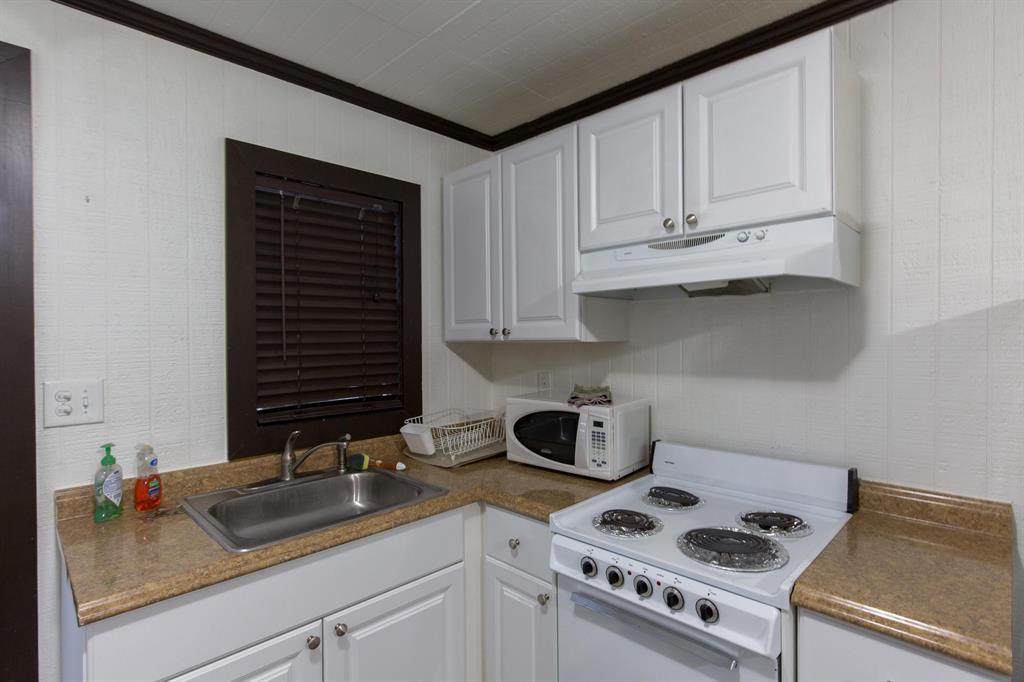 WELLINGTON - Residential