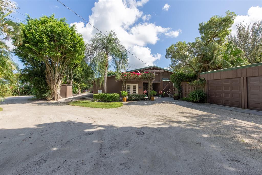 WELLINGTON - Residential