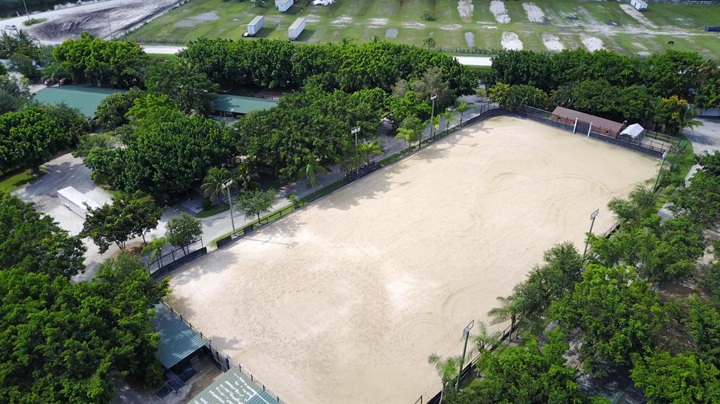 WELLINGTON - Residential