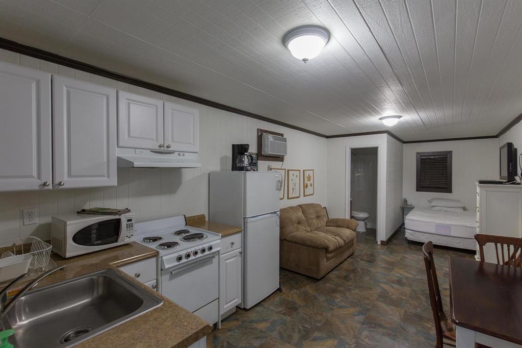 WELLINGTON - Residential