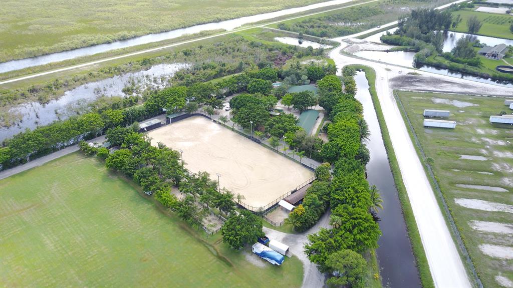 WELLINGTON - Residential