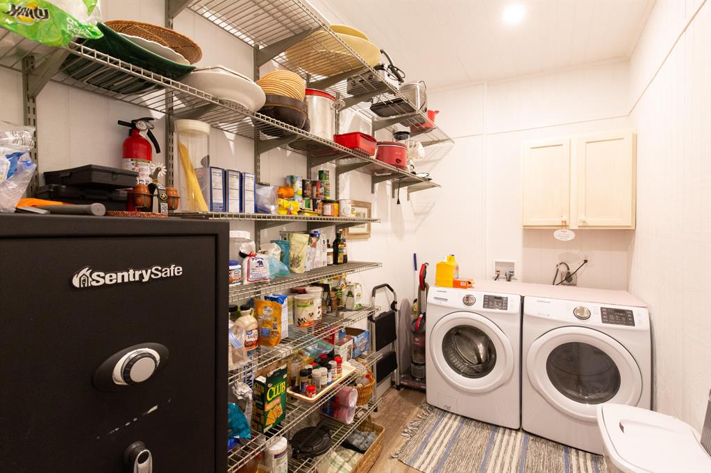 WELLINGTON - Residential