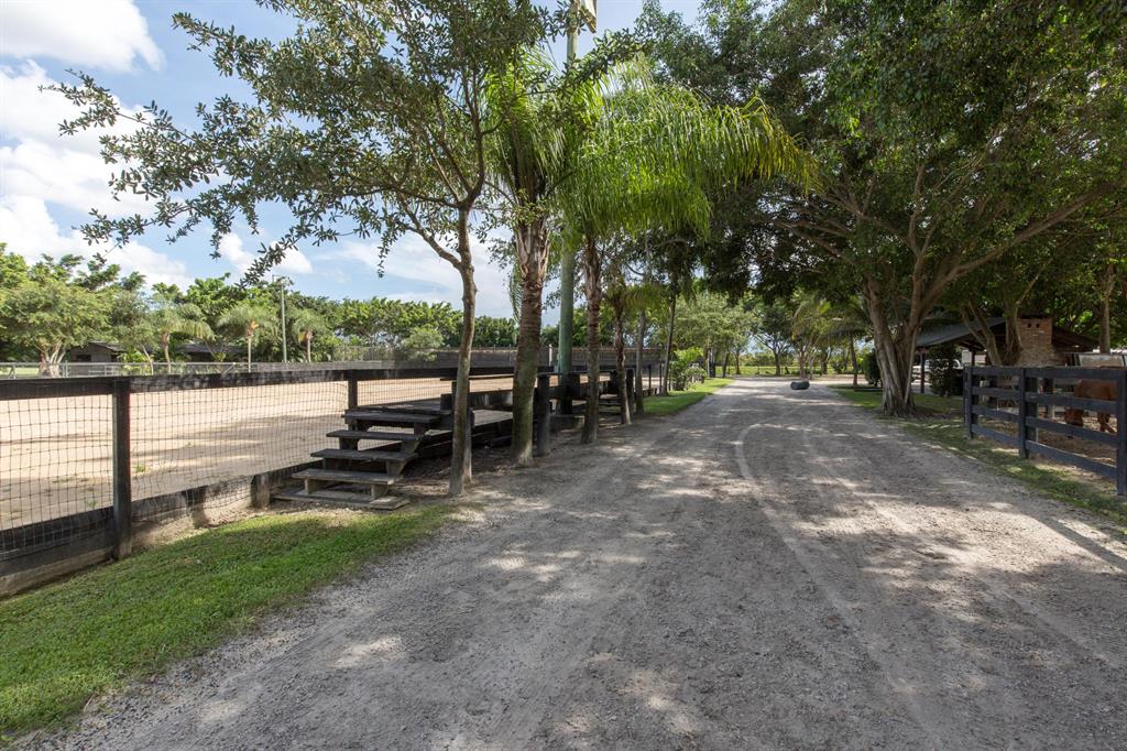 WELLINGTON - Residential