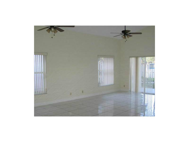 HOLIDAY SPRINGS EAST - Residential Lease