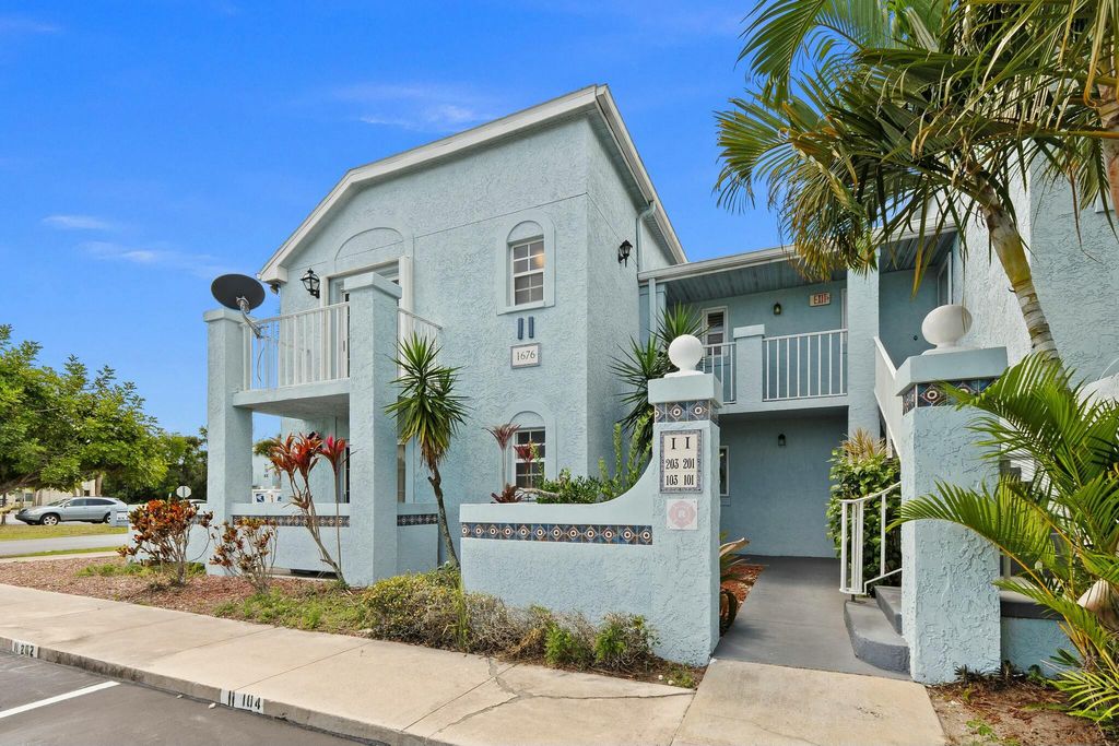 Photo of 1676 SE Green Acres Circle #Ii203, Port Saint Lucie, FL 34953 (MLS # R11079891)