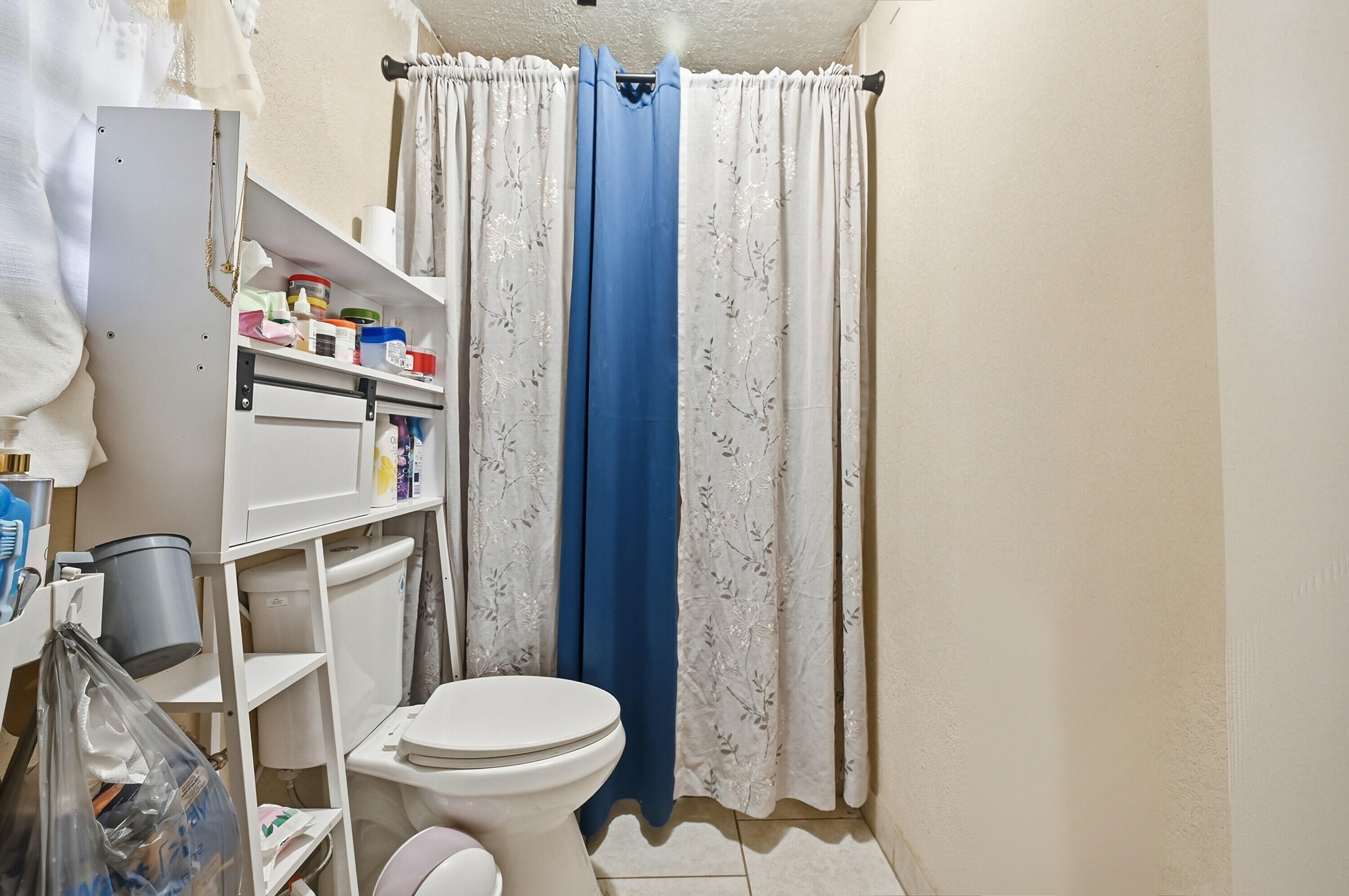 GOLFVIEW HEIGHTS 6 - Residential