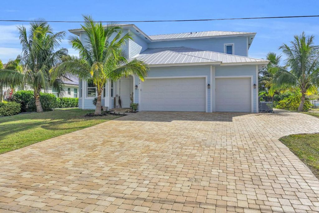 Photo of 379 SW South Quick Circle, Port Saint Lucie, FL 34953 (MLS # R11140411)