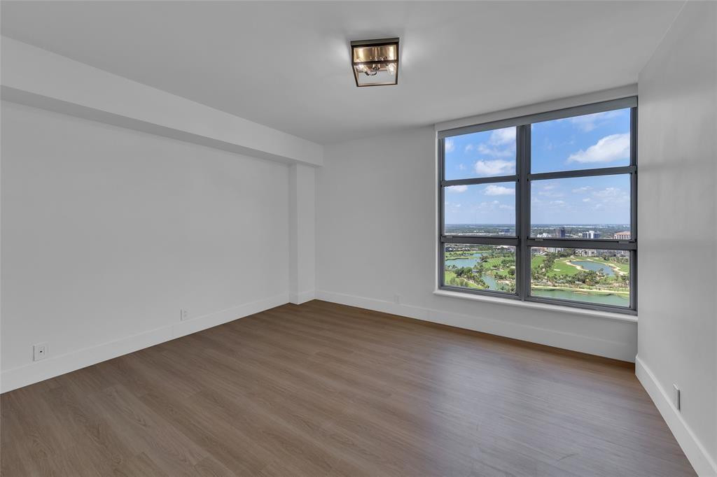 Mystic Pointe Tower 400 - Residential Lease