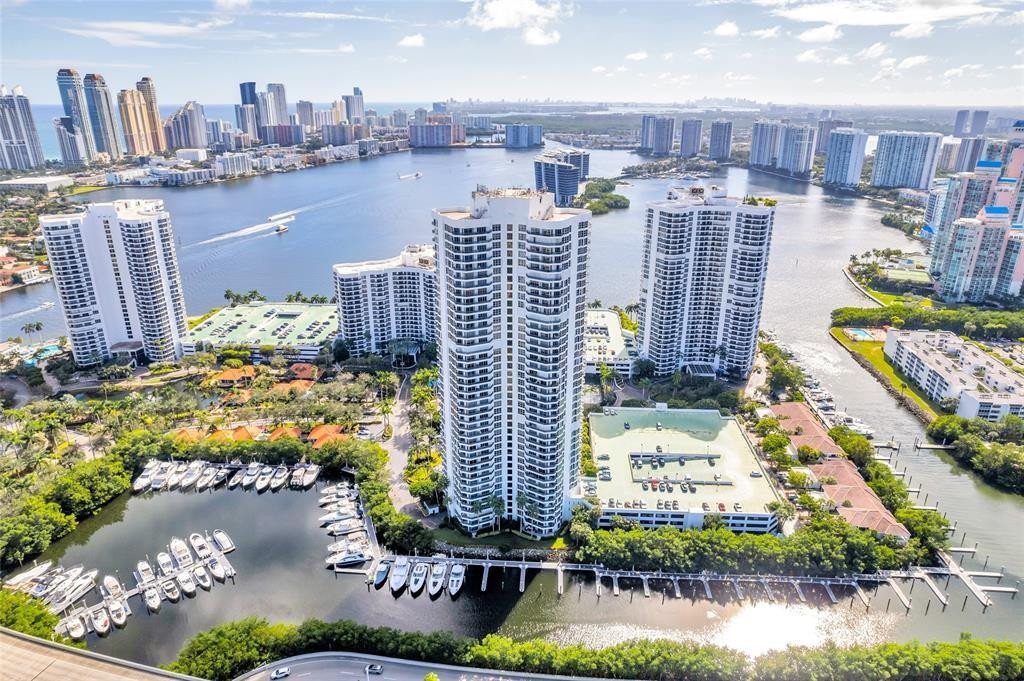 Mystic Pointe Tower 400 - Residential Lease