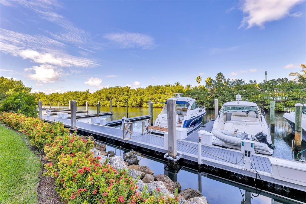 Mystic Pointe Tower 400 - Residential Lease