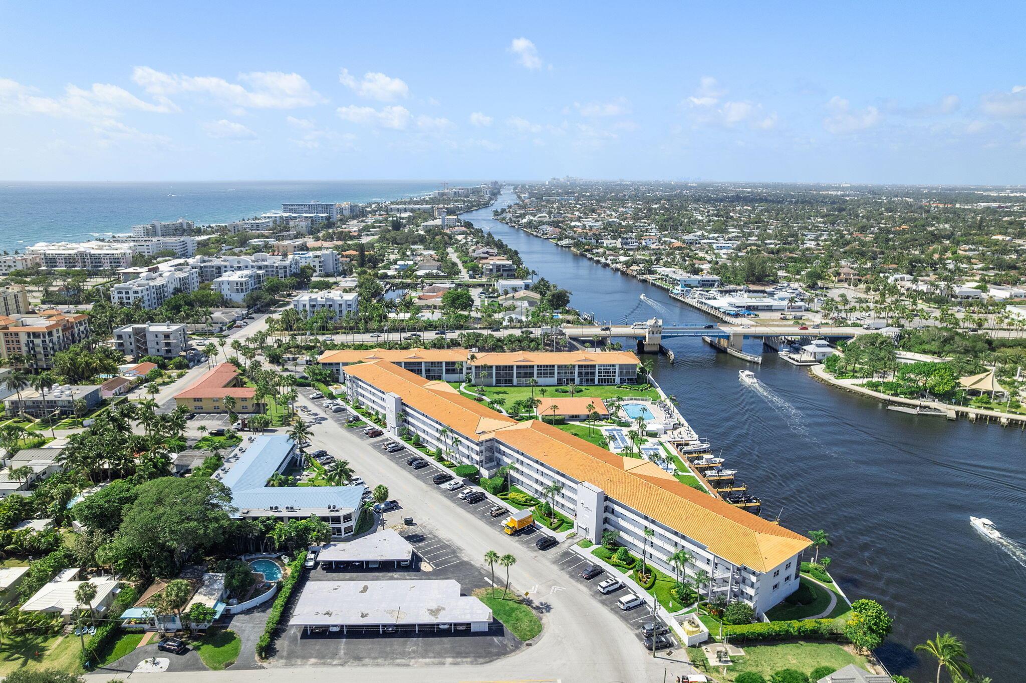 PENTHOUSE NORTH CONDO - Residential Lease