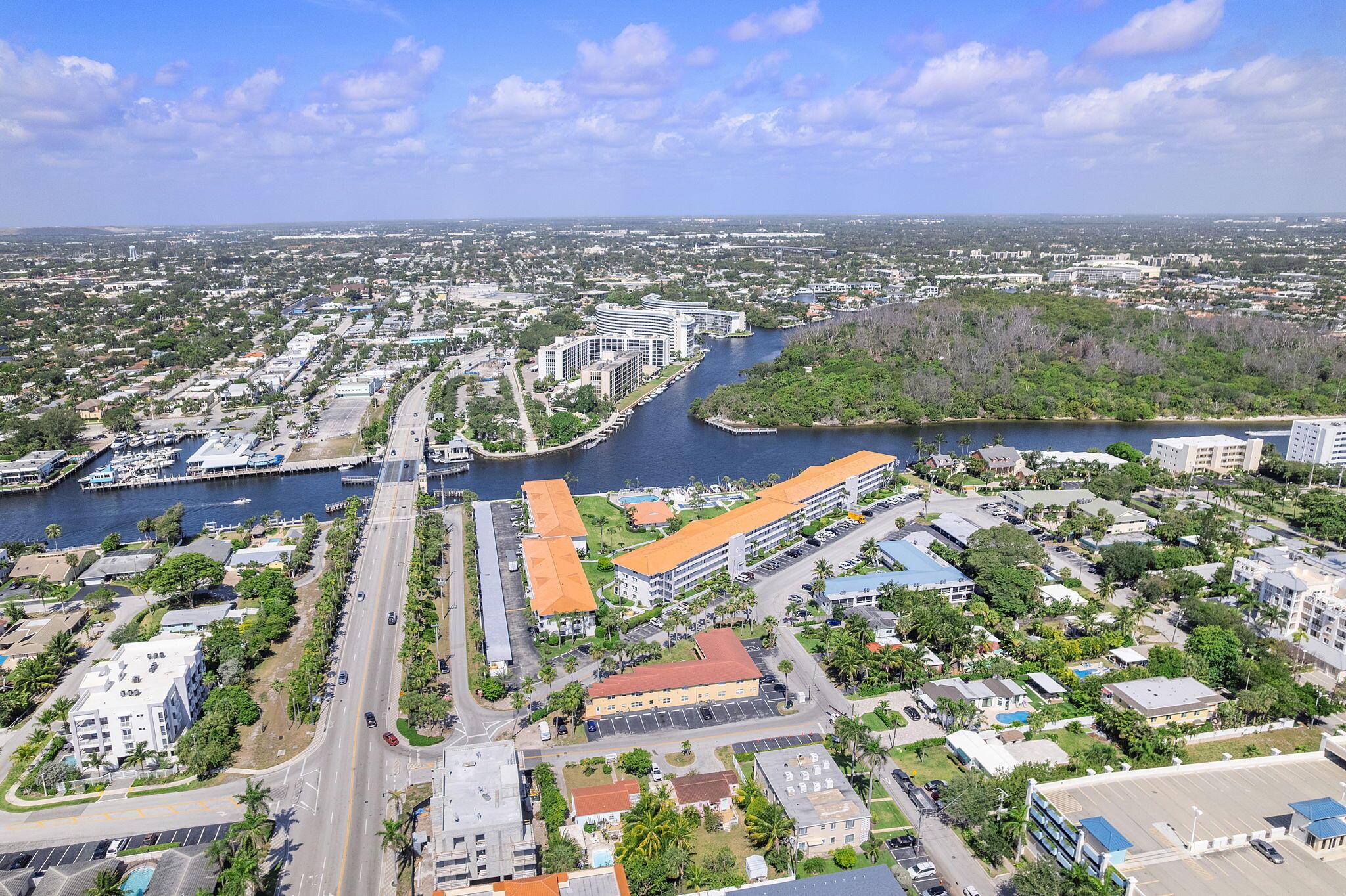 PENTHOUSE NORTH CONDO - Residential Lease