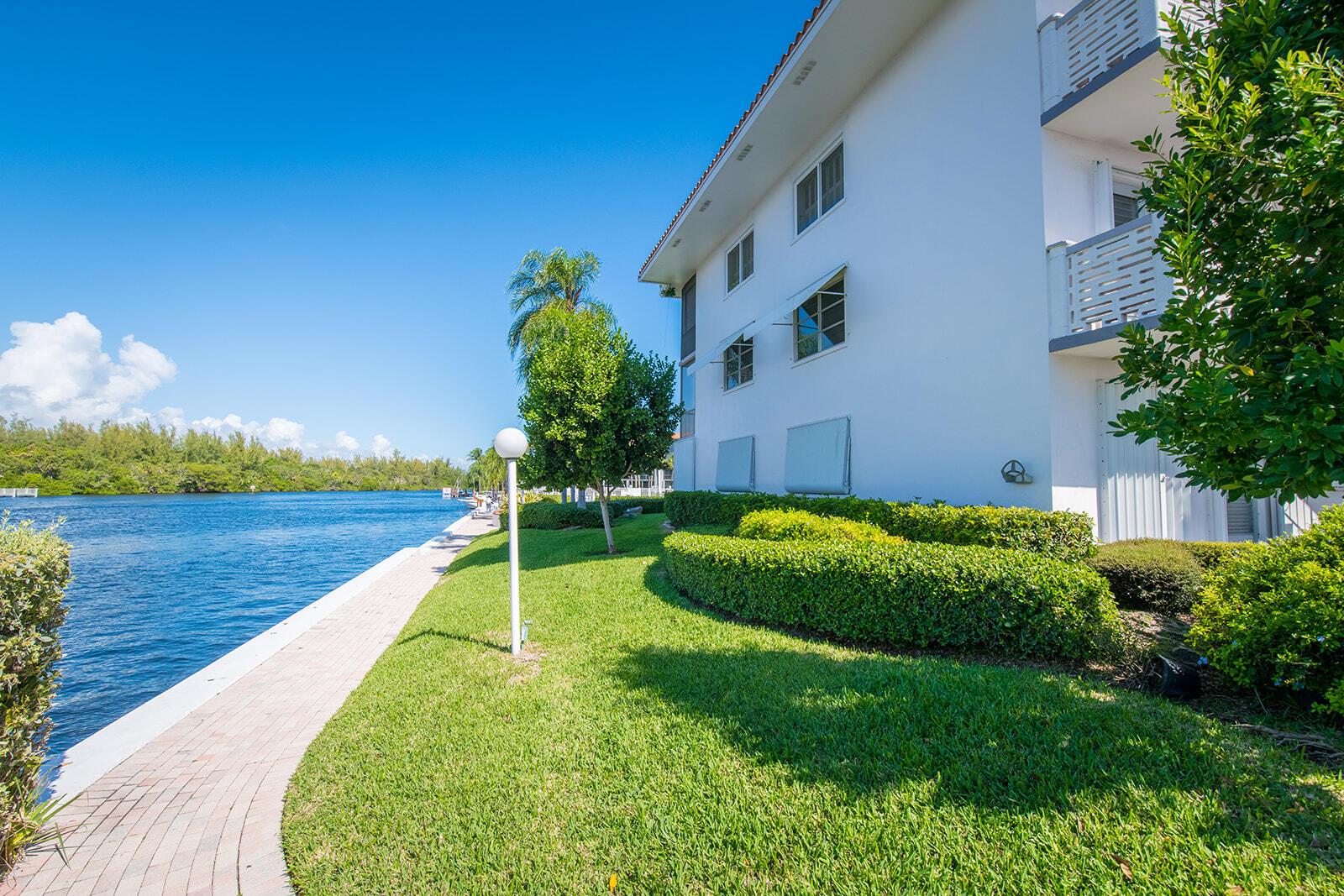 PENTHOUSE NORTH CONDO - Residential Lease