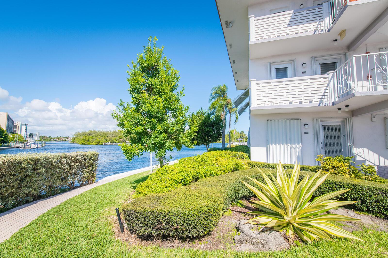 PENTHOUSE NORTH CONDO - Residential Lease