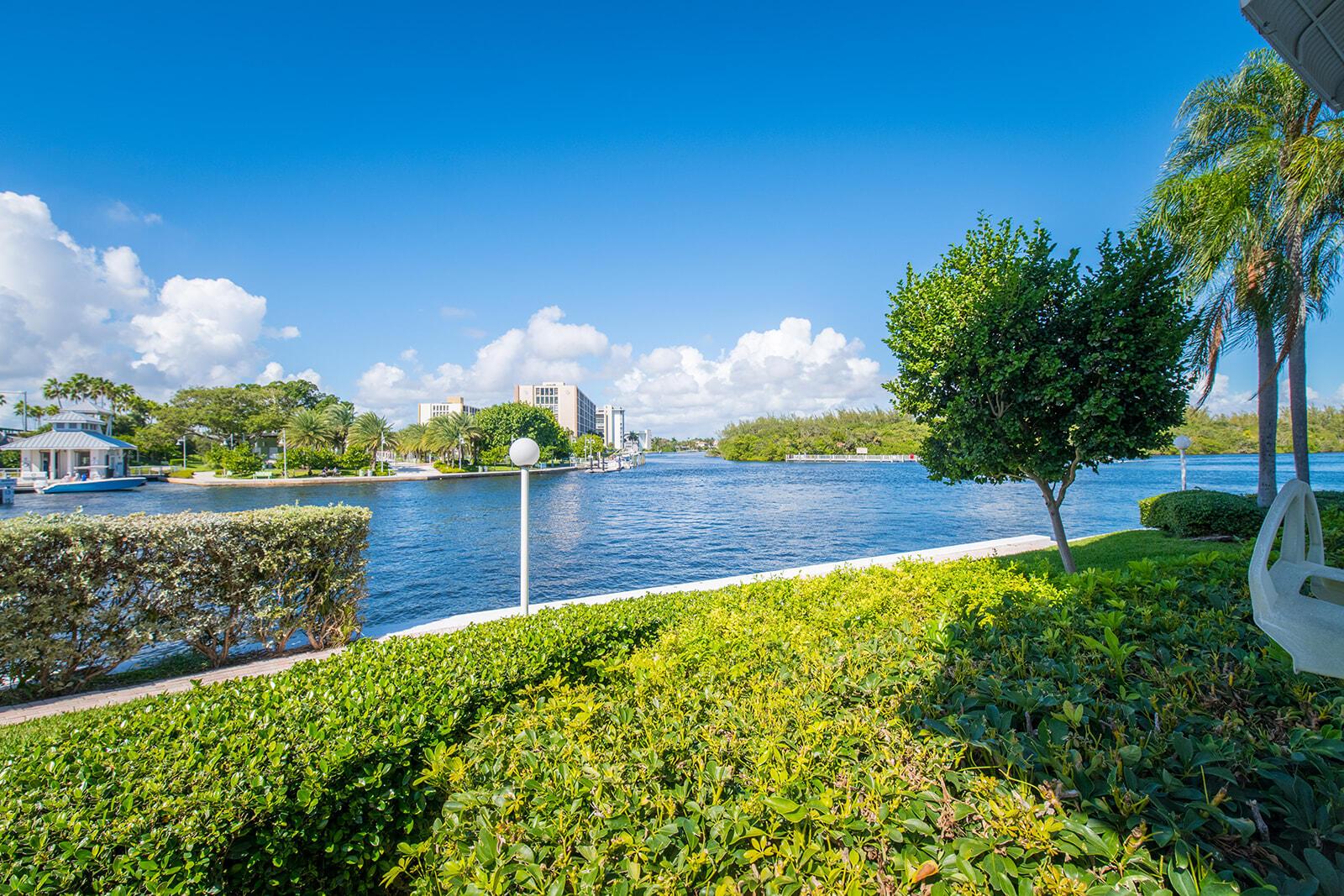 PENTHOUSE NORTH CONDO - Residential Lease