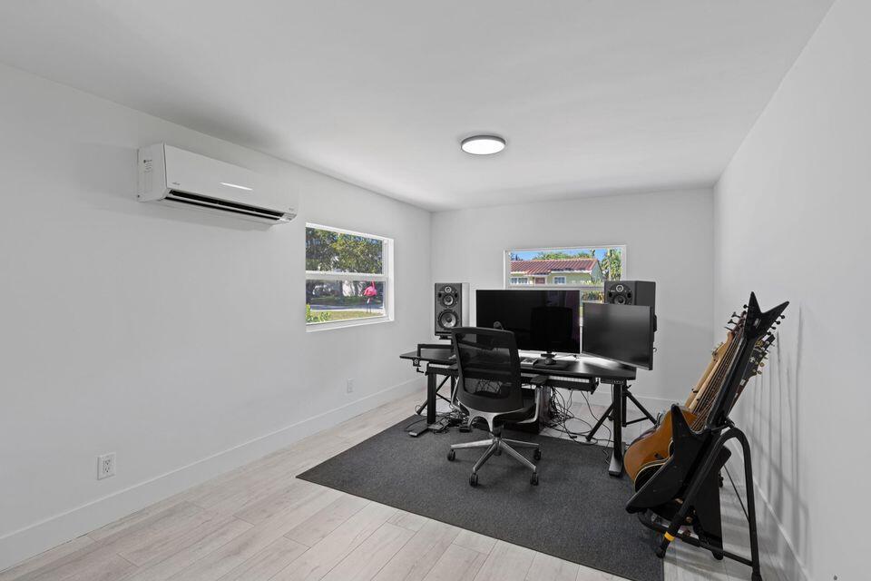 BOYNTON TOWN OF - Residential Lease