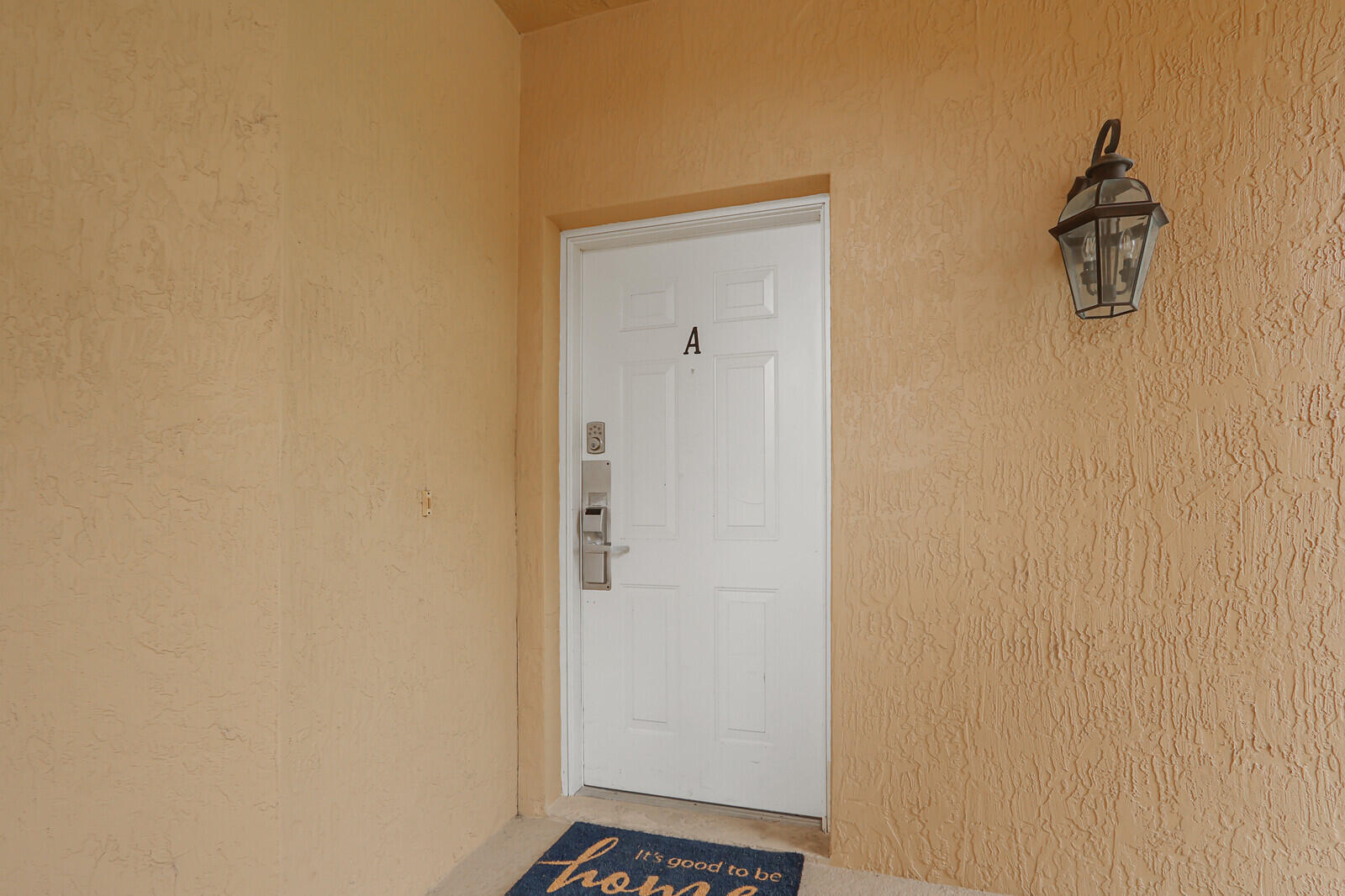 CASTLE PINES CONDOMINIUM - Residential Lease