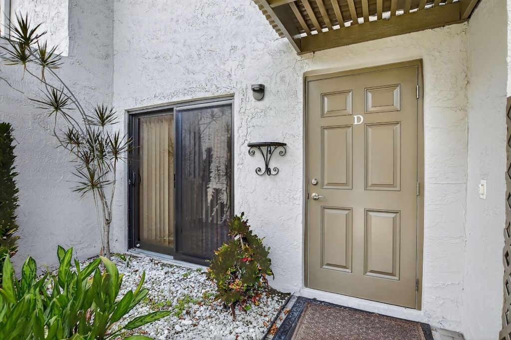 Photo of 9193 Pecky Cypress Lane #6D, Boca Raton, FL 33428 (MLS # F10513318)