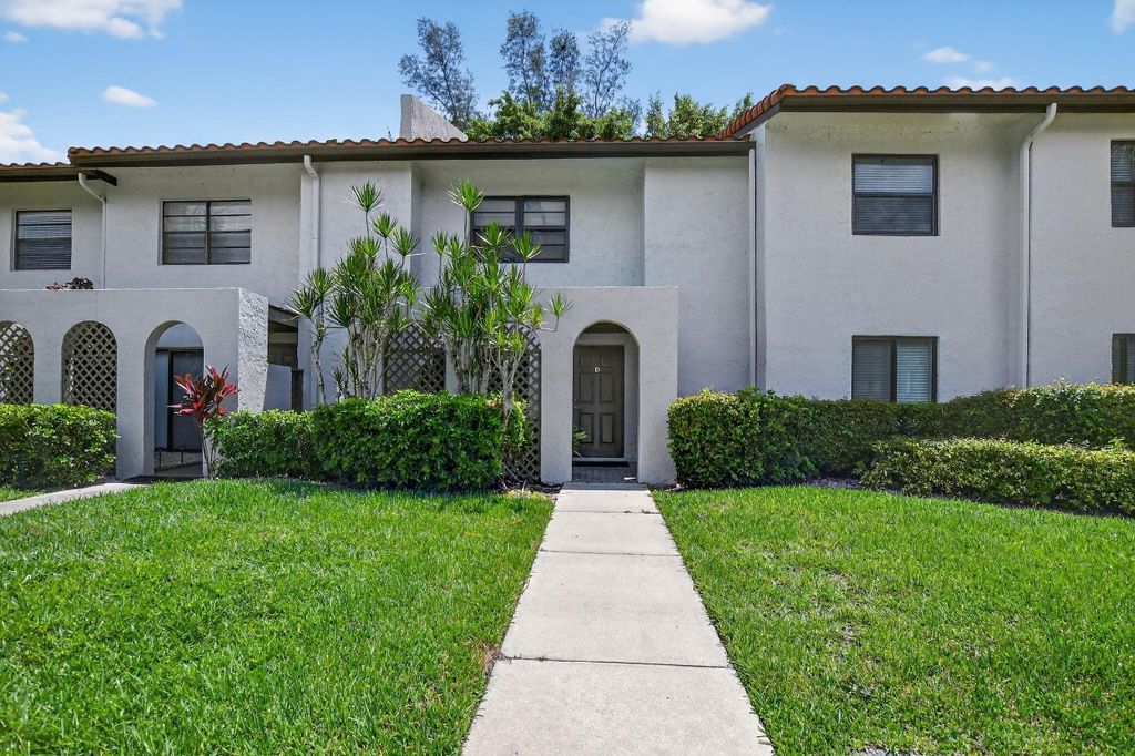 Photo of 9193 Pecky Cypress Lane #6D, Boca Raton, FL 33428 (MLS # F10513318)