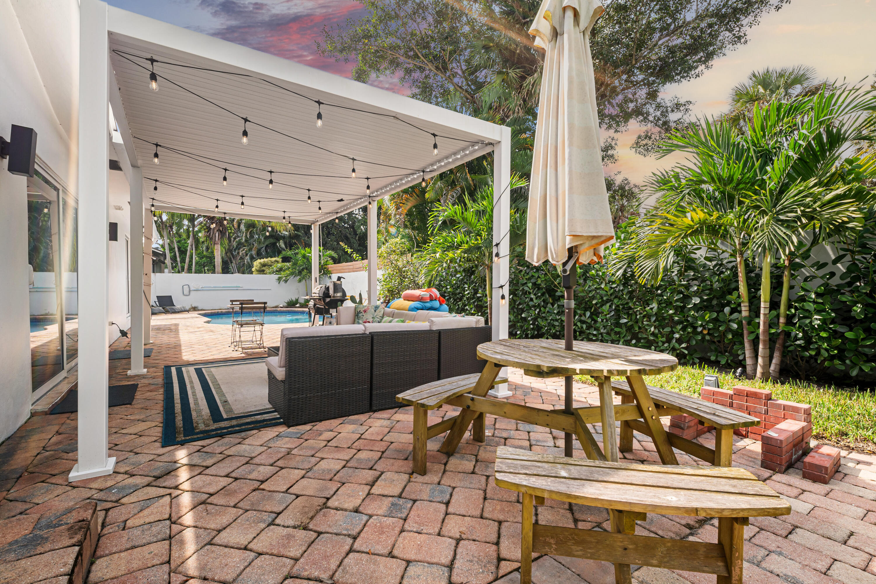 Riverland Woods - Residential Lease