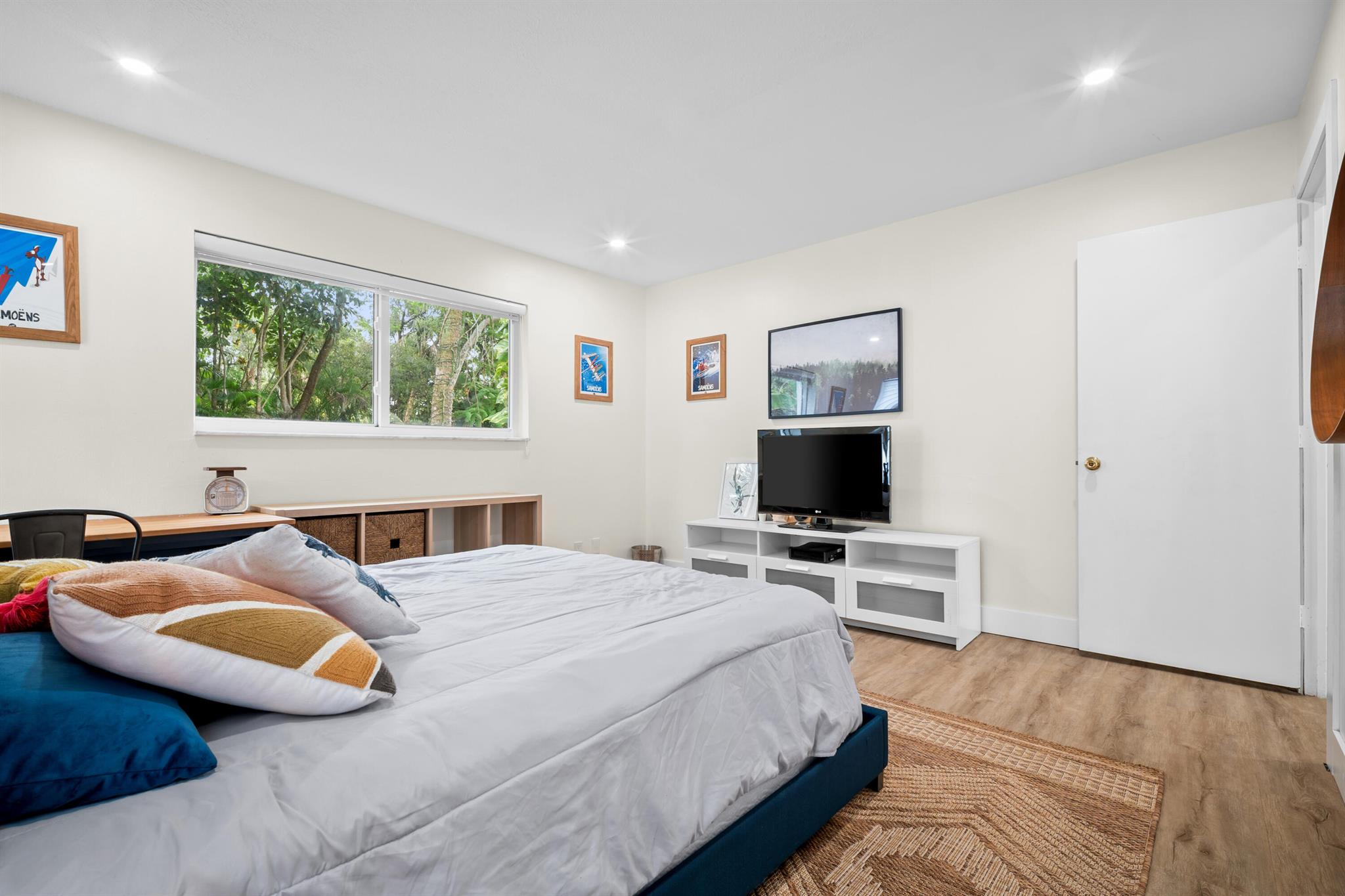 Riverland Woods - Residential Lease