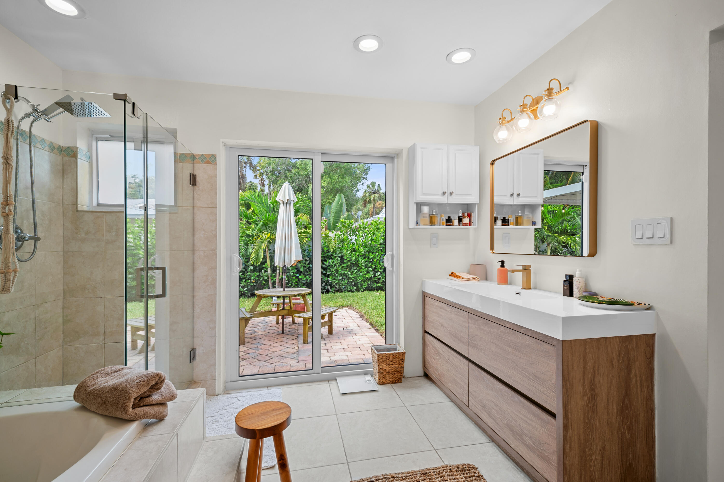 Riverland Woods - Residential Lease