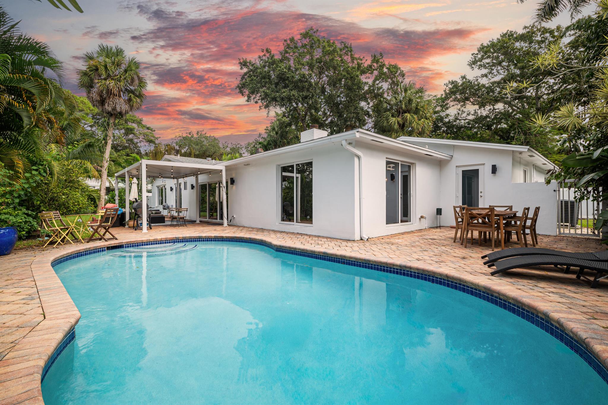 Riverland Woods - Residential Lease