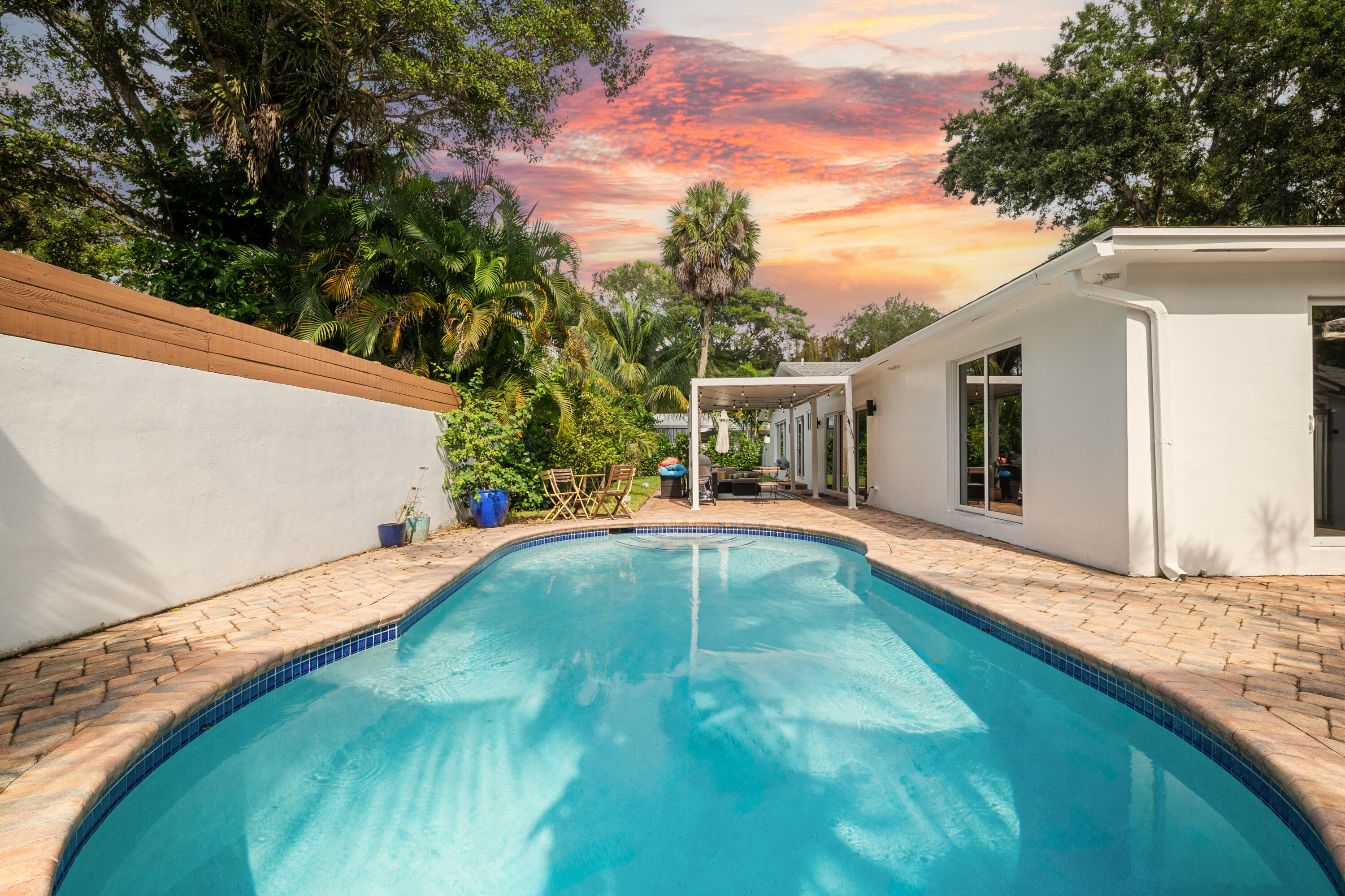 Riverland Woods - Residential Lease