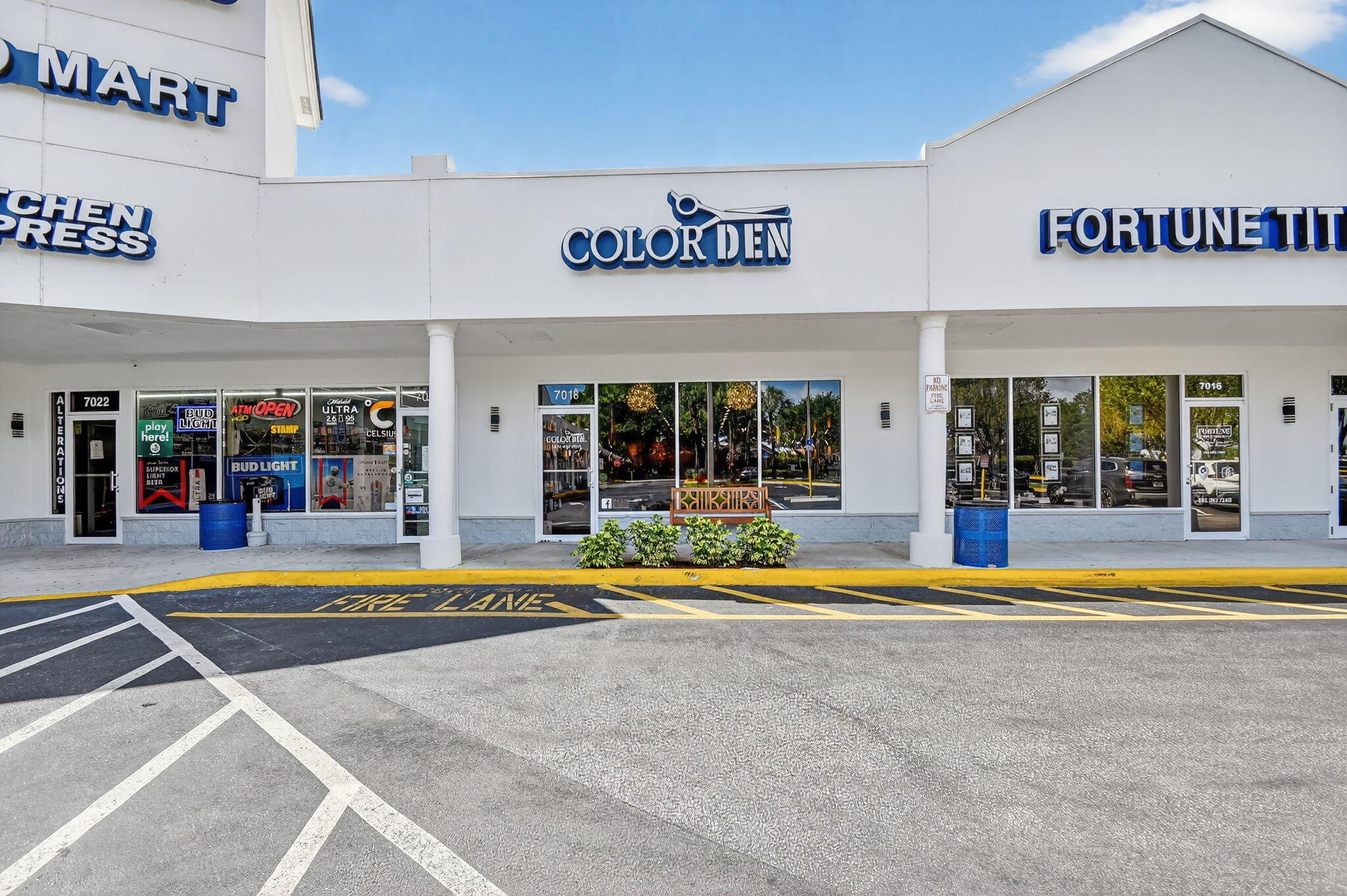 7018 Charleston Shores Boulevard