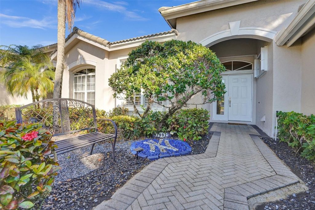 Photo of 7992 Rockford Road, Boynton Beach, FL 33472 (MLS # F10530305)