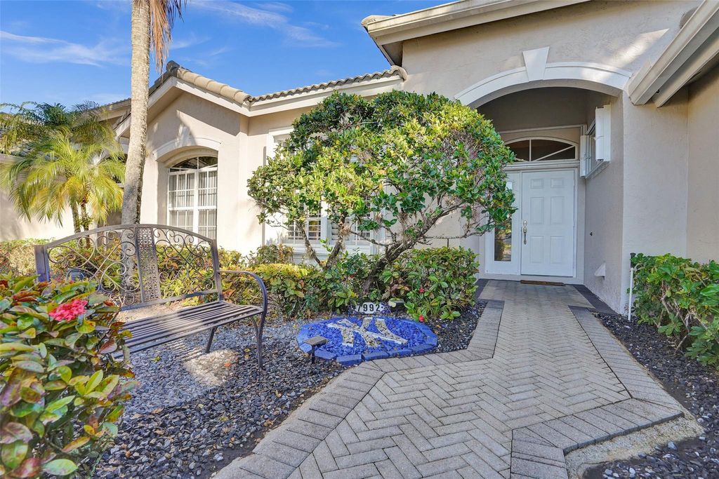 Photo of 7992 Rockford Rd, Boynton Beach, FL 33472 (MLS # F10530305)