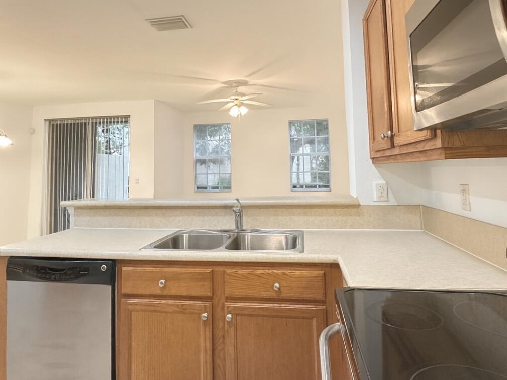 VILLAGE AT SWINTON SQUARE - Residential Lease