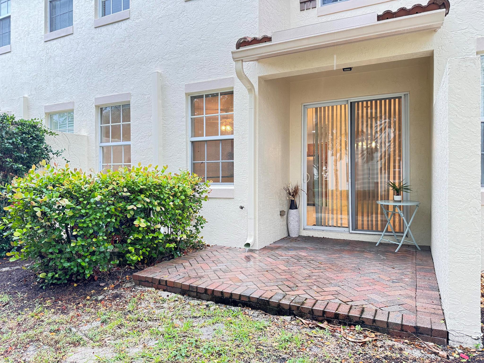 VILLAGE AT SWINTON SQUARE - Residential Lease