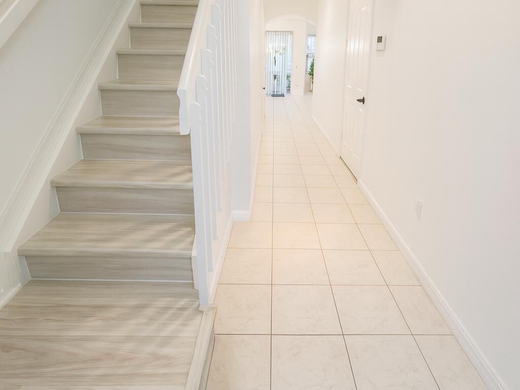 VILLAGE AT SWINTON SQUARE - Residential Lease