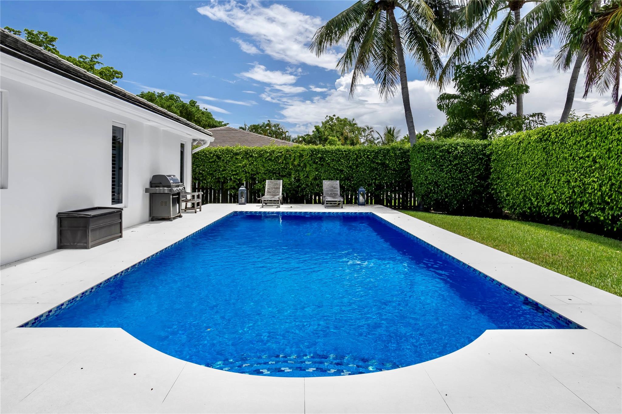 SEA RANCH LAKES - Residential