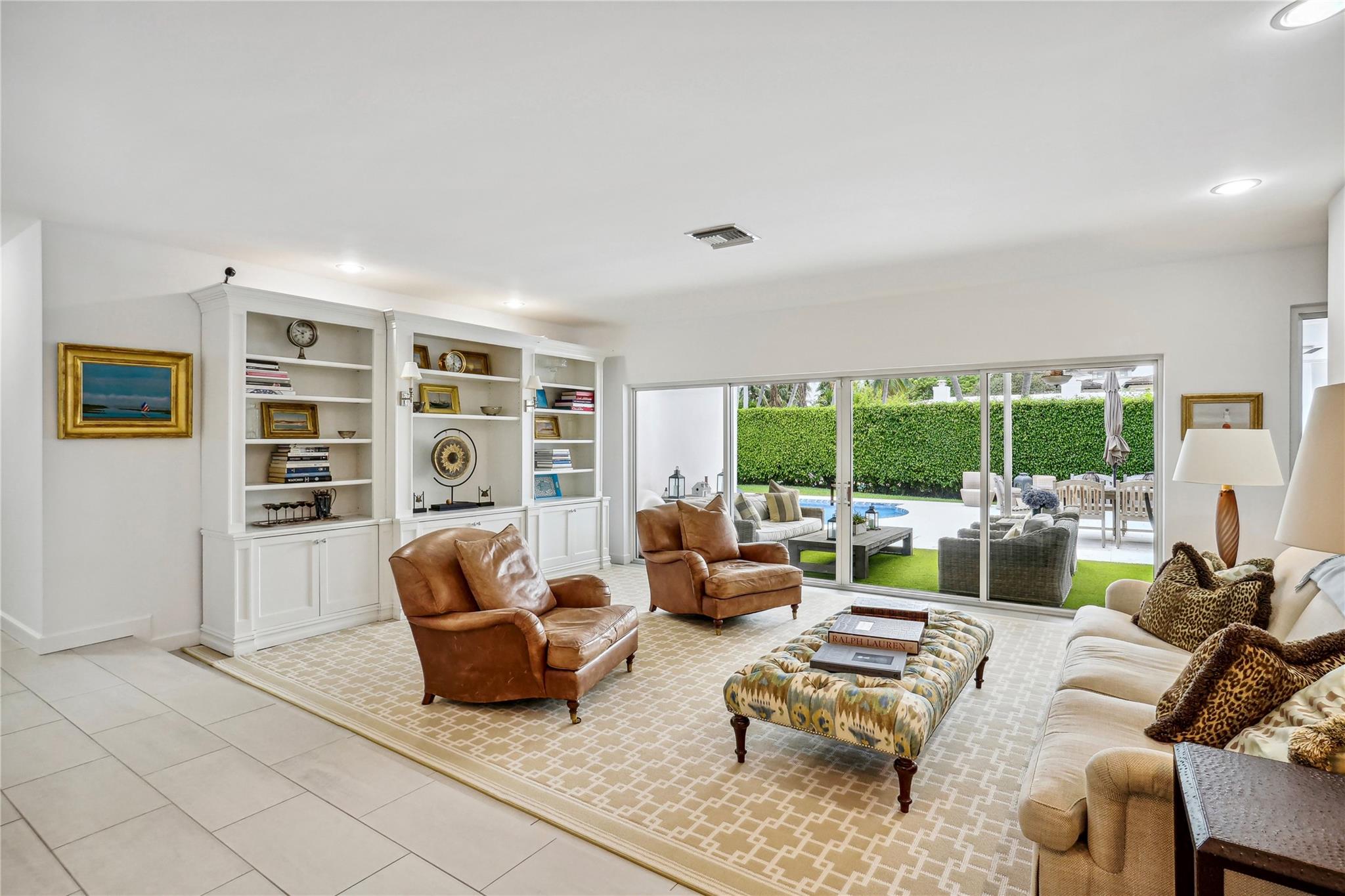 SEA RANCH LAKES - Residential