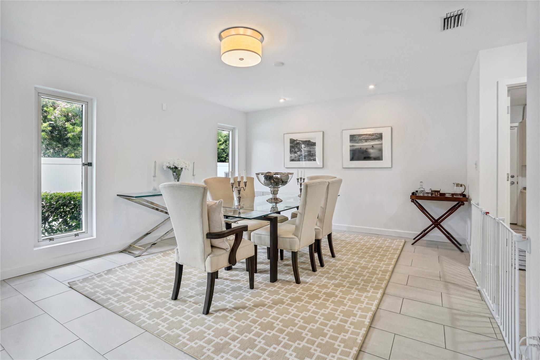 SEA RANCH LAKES - Residential