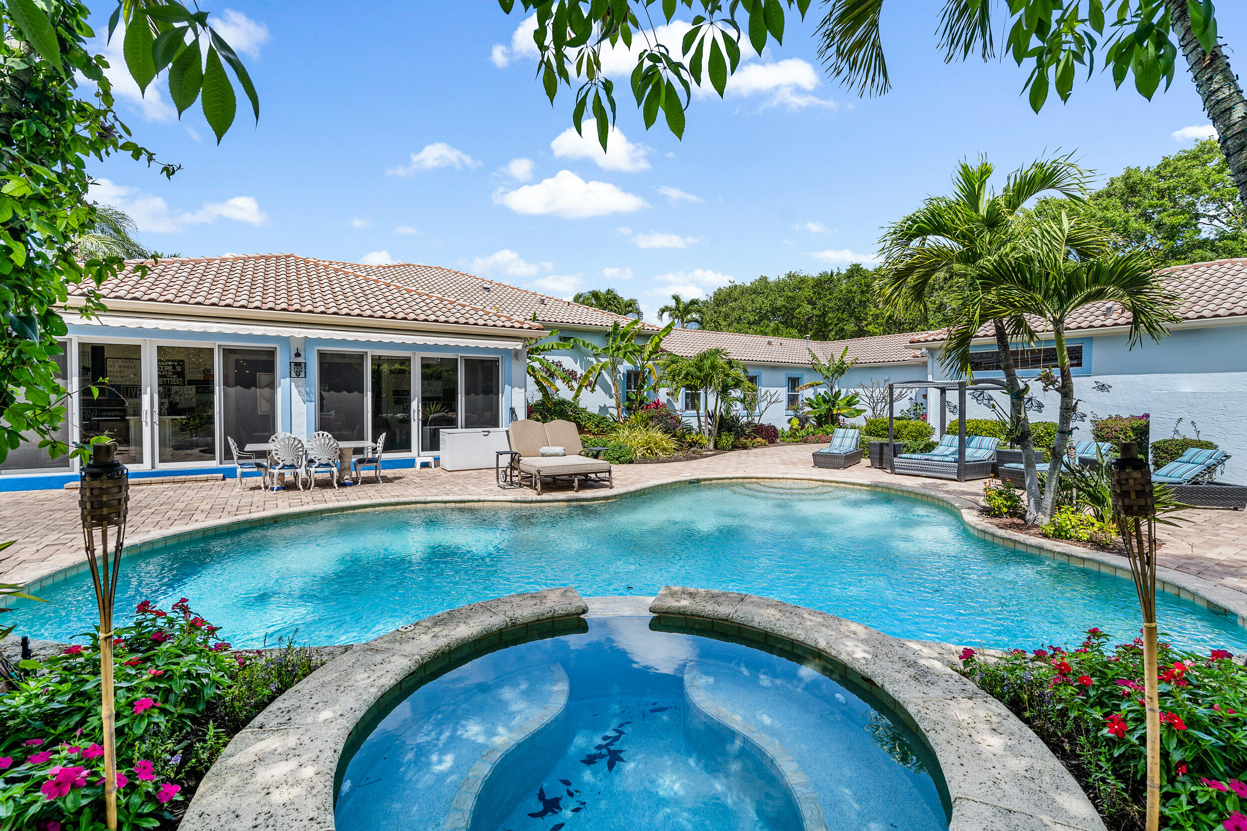 Admirals Cove - Residential