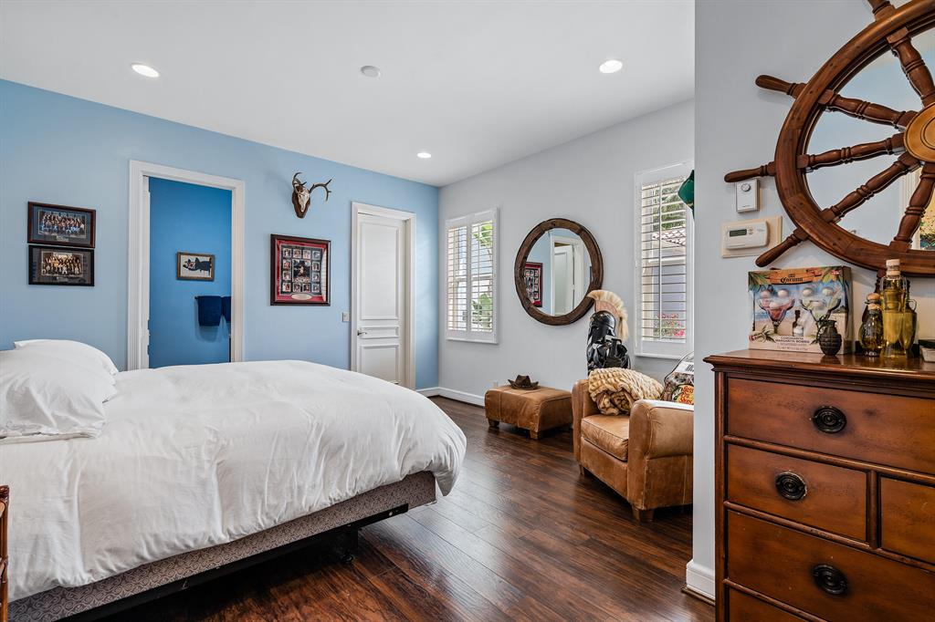 Admirals Cove - Residential