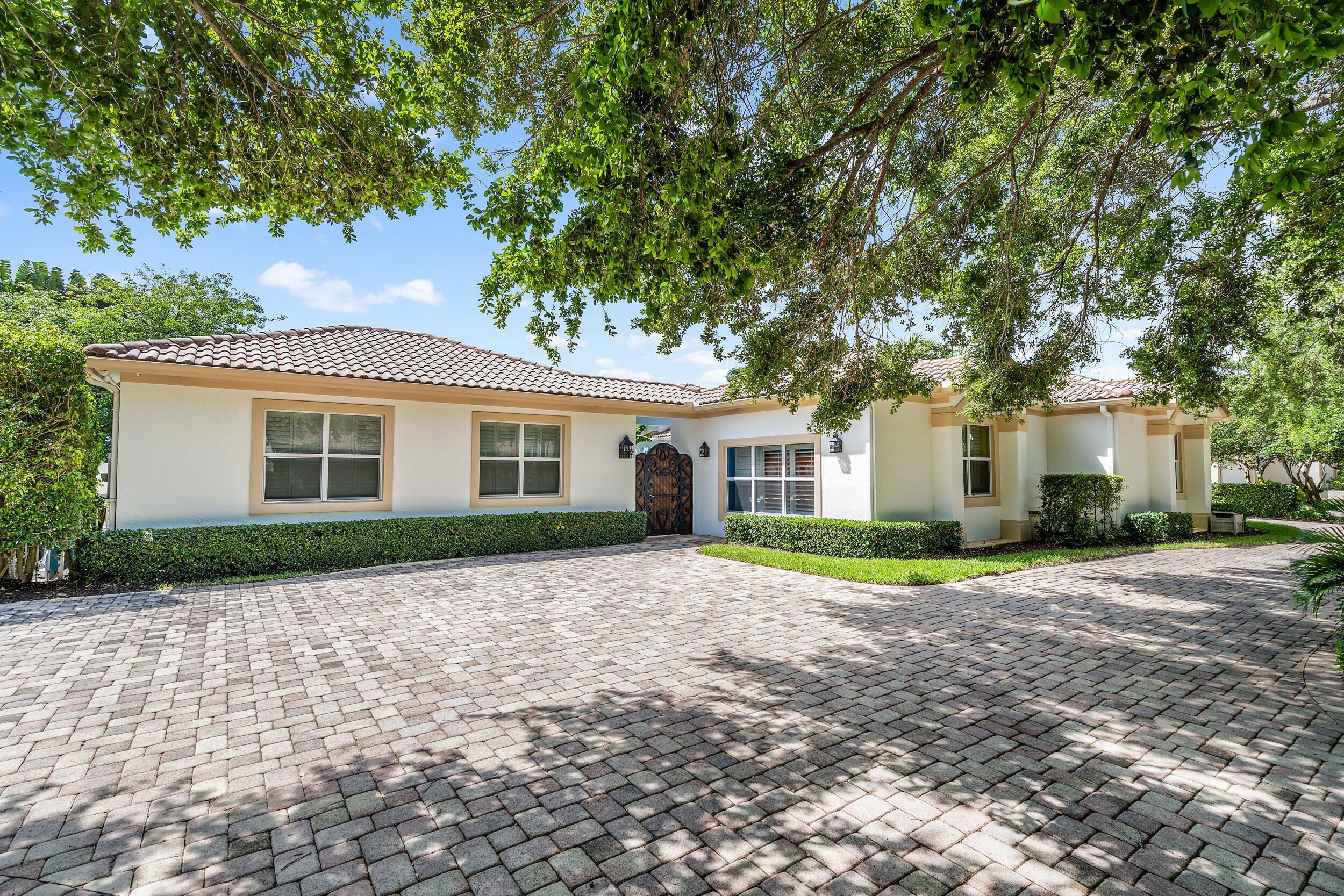 Admirals Cove - Residential