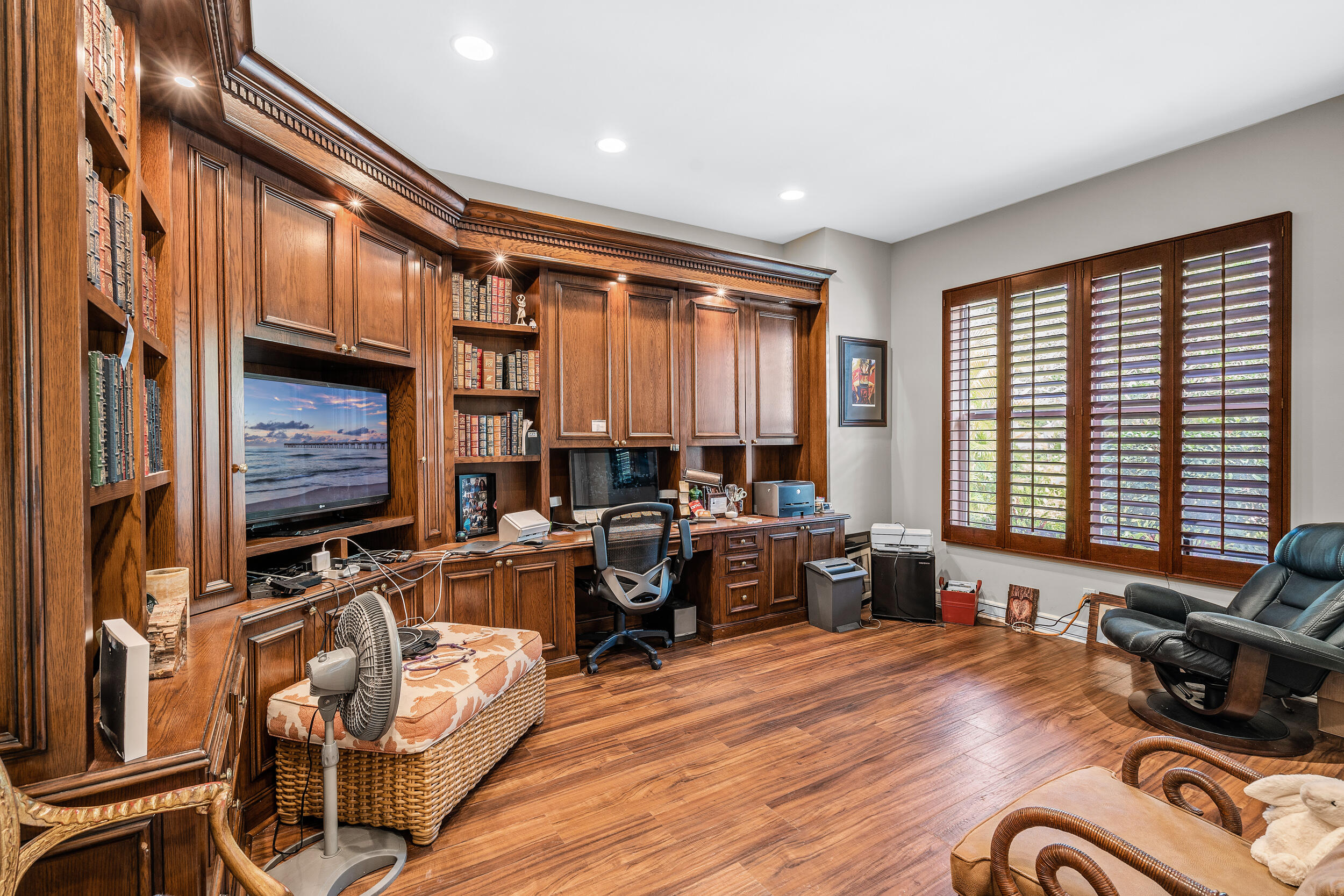 Admirals Cove - Residential