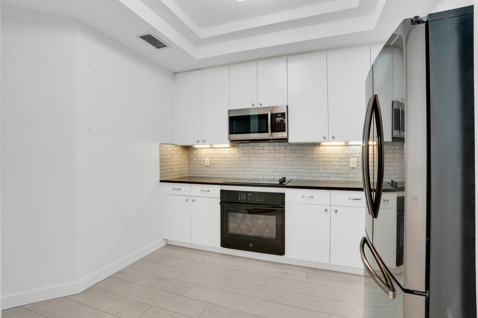 JUPITER OCEAN GRANDE 3 CO - Residential