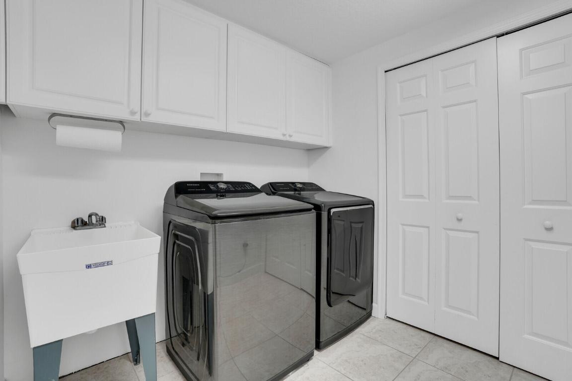 JUPITER OCEAN GRANDE 3 CONDO - Residential