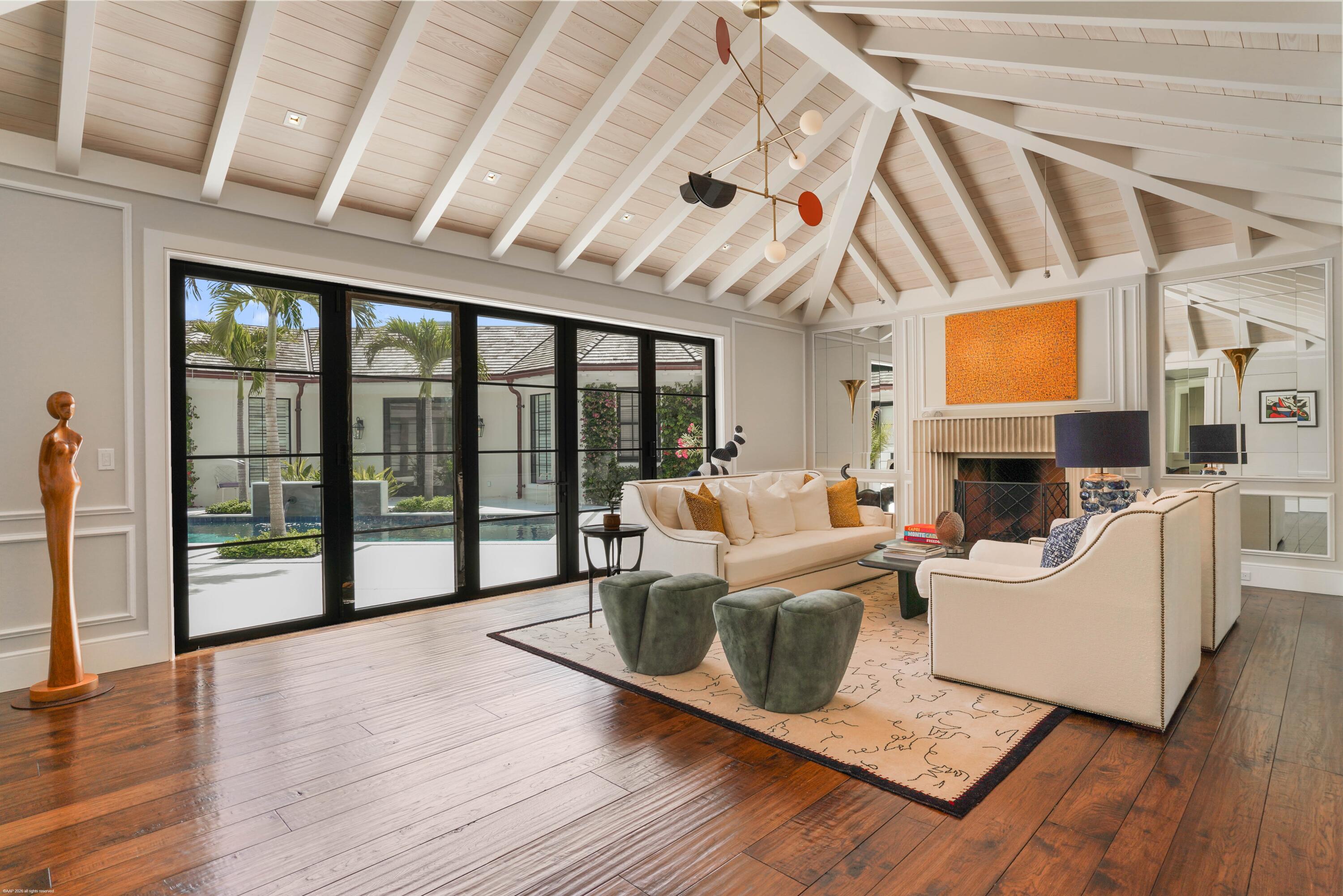 JUPITER ISLAND - Residential