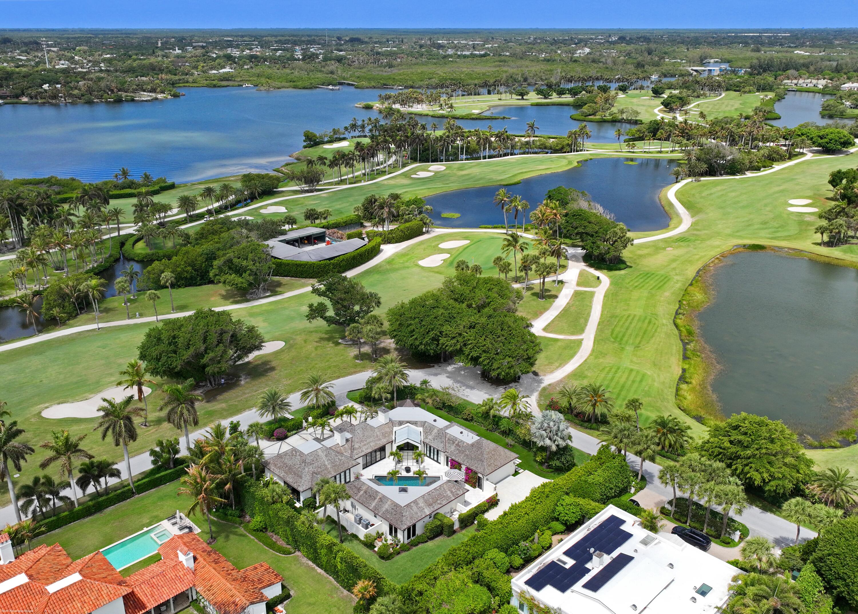 JUPITER ISLAND - Residential